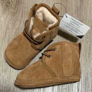 UGG Baby Neumel Chukka Boots Suede 11035001 Baby Infant Size 2/3 6-12 Months New